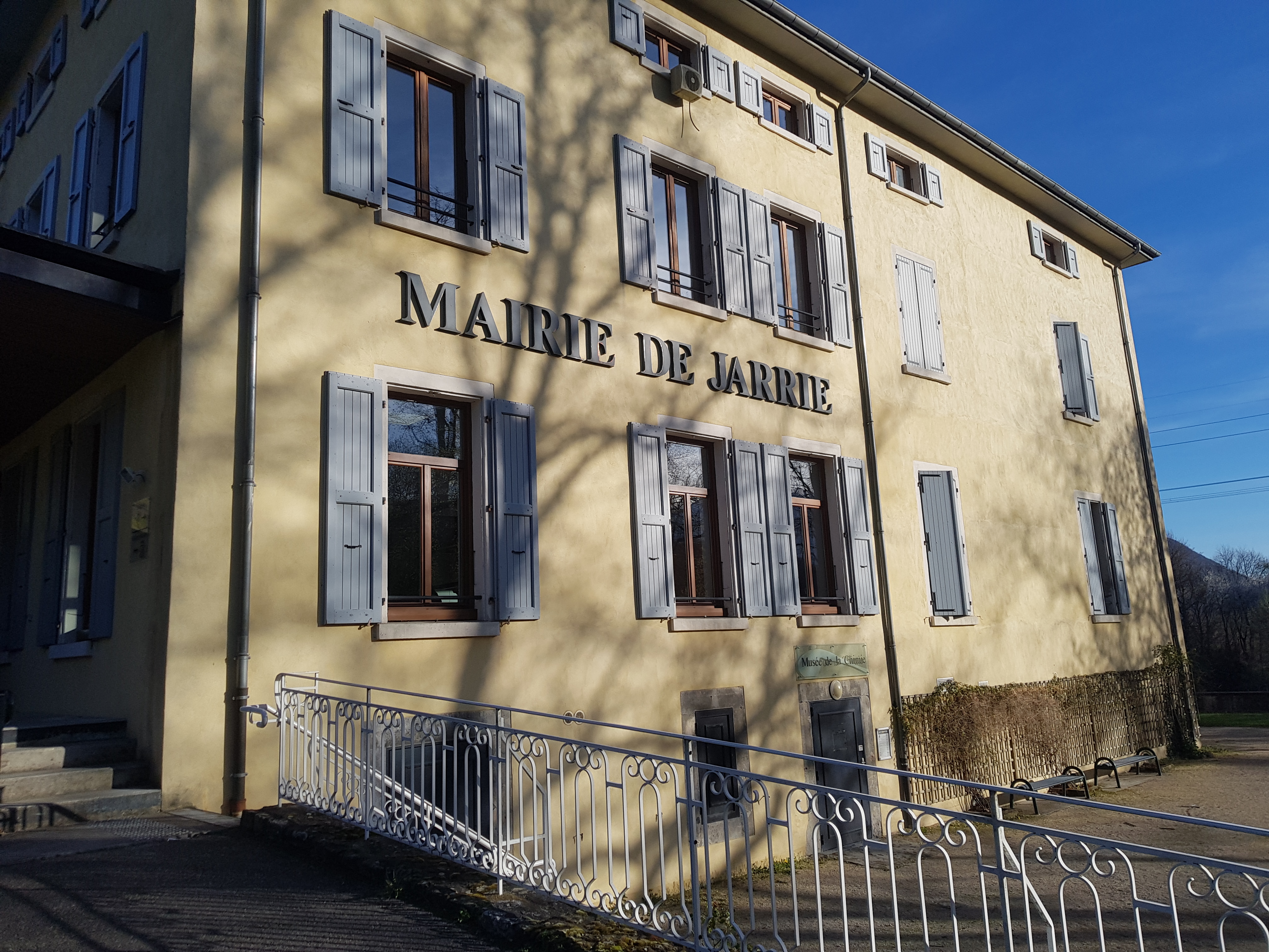 MOUVEMENT SOCIAL DU 19 JANVIER | Fermeture accueil public mairie